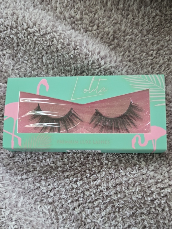mi Los Angeles Other - Mi Los Angeles "Lolita" Premium Luxe Lashes